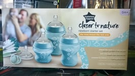 Tommee Tippee Closer to Nature Newborn Bottle Starter Set - Blue