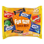 Mars, Twix, Skittles Variety Bulk Pack, Chocolate and sweets Gift Box, Funsize Chocolate bars and Sweets, Ideal for Halloween Party Mix, 600g, 8 Funsize packs