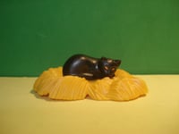 PLAYMOBIL BLACK CAT ON STRAW BED NEW CONDITION!