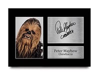 HWC Trading A4 Peter Mayhew Star Wars Chewbacca Cadeaux Imprimé Signé Autographe Photo pour les fans de cinéma - A4