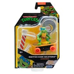 TEENAGE MUTANT NINJA Turtles TMNT Leonardo Mutant Mayhem Switch Kick Skater, Blue,Toys & Gifts for Ages 3+