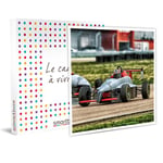 SMARTBOX - Stage de pilotage de 12 min en Formule Renault Campus sur circuit près de Paris - Coffret Cadeau Sport & Aventure