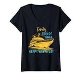 Womens Family Cruise Happy New Year 2025 New Years Eve Party Family V-Neck T-Shirt