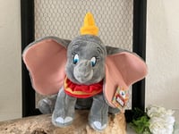 15⚜️ Peluche Doudou L'éléphant Dumbo Disney Hauteur 30 Cm Neuve Avec Étiquette