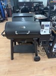 Broil King Crown Pellet 500-showroom