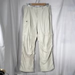 Patagonia Women's Hiking Walking Zip Off Pants Trousers Beige Size 12