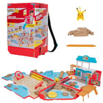 Bandai - Pokémon - Sac à Dos du dresseur Plage - Univers de Jeu Pokémon avec Mini-Jeux - Sac Qui se transforme en Aire de Jeu Plage - Figurine Pikachu Incluse - Coffret Jouet Enfant 4 Ans et + JW3424