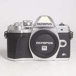 Olympus Used Camera OM-D E-M10 III S Silver body