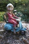 170220  B   FIGURINE  TROLL  SUR  VESPA SCOOTER BLEU  PIXIE ELFE PIXIES 