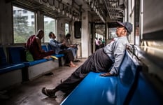 Around Yangon By Train Poster 70x100 cm