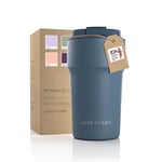 LARS NYSØM Thermo Coffee Mug-to-go 500ml | Tasse de voyage 0.5 litre avec isolation | Tasse thermique étanche en acier inoxydable pour le café et le thé (Stone Blue, 500ml)