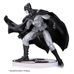 DC Direct Batman Black and White Statue Bermejo 2nd edition