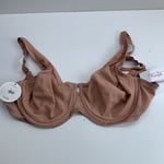 Triumph Wild Rose Sensation Minimiser Bra Underwired Slimming Size 40DD