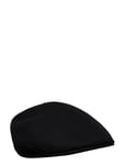 Ivy Modern Cap Black Wigéns