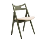 Carl Hansen - CH29P Sawbuck Chair, Lackerad Bok, Olive Green, Lädergrupp C Sif - 90 - Spisestoler - Hans J. Wegner - Grønn - Lær/Tre