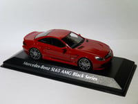 Mercedes Benz SL65 AMG Black Series de 2009 au 1/43 de Minichamps / Maxichamps