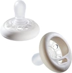 Tommee Tippee Breast-Like Soother, 0-6 Month Pack of 2 Soothers with Breast-Like