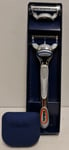 Gillette Skinguard Sensitive Starter Pack razor +2 blades+travel cover 