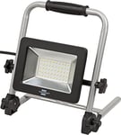 Brennenstuhl Projecteur LED portable EL 4050 M (50W, 4500lm, 6500K, IP65, projecteur de chantier LED avec 1,5m de câble, support repliable, orientable avec blocage dans la position choisie)