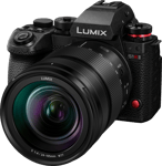 Panasonic  Lumix S1RII Kamera + 24-105mm F/4