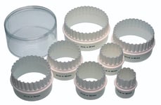 KitchenCraft Set of Seven Plastic Double Edged Biscuit / Pastry Cutters