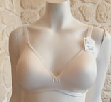 soutien-gorge ivoire neuf taille 90C marque Dim étiqueté à 45€ (mer)