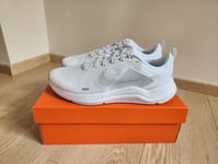 Nike Downshifter 12 Men's White Trainers Shoes Size UK 7.5