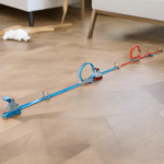 Hot Wheels Double Loop Dash Track Set & 2 voitures jouets moulés sous pression