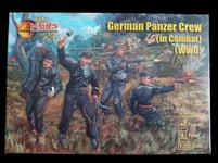 1 grappe de figurines au 1/72. MARS 72122, Equipage de Char Allemand Panzer WW2.