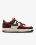 Chaussures Nike Air Force 1 '07 LV8 Vintage Vert Dark Équipe Red HQ3612 113