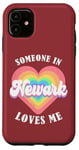 Coque pour iPhone 11 Quelqu'un à Newark m'aime City Heart