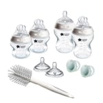 Tommee Tippee Natural Start Newborn Starter Set, 150 ml and 260 ml Anti-Colic Baby Bottles, Medium-Flow, Breast-Like Teats for a Natural Latch, Self-Sterilising