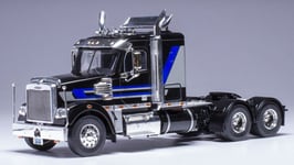 Freightliner Coronado 2012 Black / Gris Camion 1:43 Model Ixo Model