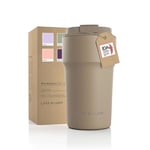 LARS NYSØM Thermo Coffee Mug-to-go 500ml | Tasse de voyage 0.5 litre avec isolation | Tasse thermique étanche en acier inoxydable pour le café et le thé (Taupe Brown, 500ml)