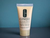 Clinique Dramatically Different Moisturising Lotion + Dry/Combination Skin 30ml✨