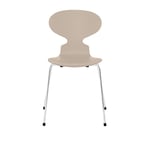 Fritz Hansen - 3101 Myran 4 ben, Lackad, Light Beige, Underrede Förkromat Stål - Matstolar - designer_arne_jacobsen - Beige - Metall/Trä