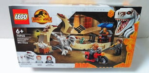 LEGO JURASSIC WORLD 76945 ATROCIRAPTOR DINOSAUR : BIKE CHASE *BNIB*