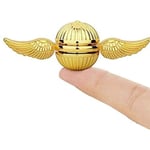 Gyllene sfär fidget spinner, guldkula metall fingertopp hand finger spinner, evighetsrörelse snurrande.