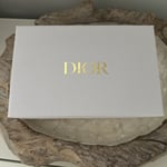 ⭐️DIOR CLASSIC WHITE GIFT  BOX WITH LID RECTANGLE GOLD DIOR LOGO NEW