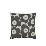 Marimekko - Small Poppy C.Cover 47x47 cm Off White, Charcoal, Sand - Pynteputer og putetrekk - marimekko - Grå