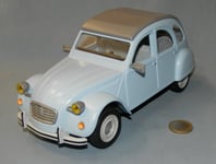 Playmobil 1/18 ref 70640 : Citroën 2cv6 Spécial (Boîte scellée)