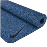 Nike Move Yoga Mat 4 mm (61x172 cm) Blå - Perfekt för Hjemmetræning och Yoga - Handla nu på Loparshop.se!