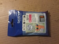 Genuine Brother Boxed LC3217 Magenta Ink Cartridge For MFC-J5330DW MFC-J6935DW