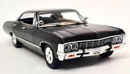 Greenlight 1/24 - Chevrolet Impala Sport Sedan 1967 Black Diecast Model Car