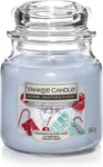 Yankee Candle Snowflakes and Sleigh Rides Home Inspiration Medium Jar  340g 12oz