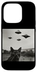 Coque pour iPhone 14 Pro Cat Selfie with UFO Weird 50s Photo ---