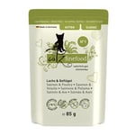 catz finefood Kitten No. 5 - Nourriture Humide pour Chats au Saumon et à la volaille - Nourriture Fine pour Jeunes Chats - sans céréales ni Sucre - avec Haute teneur en Viande (16 sachets de 85 g)