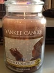Yankee candle warm woolen mittens fresh