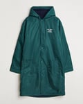 Drôle de Monsieur La Parka Slogan Coat Dark Green