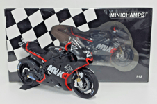 Modèle Die Cast Motogp MINICHAMPS 1:12 Yamaha M1 Viniales Valencia Test 2016